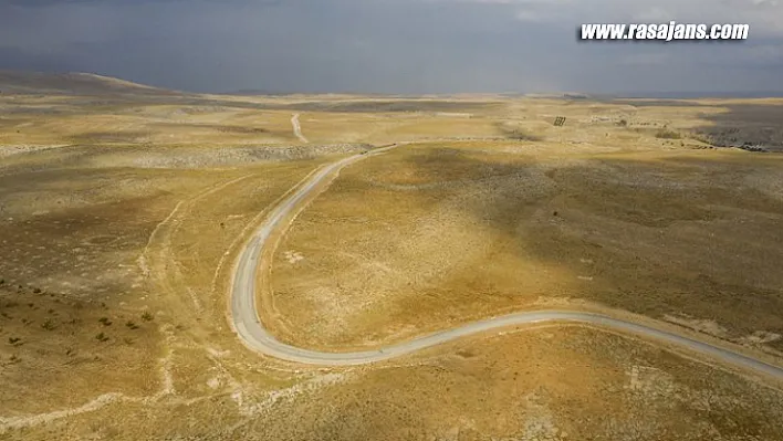 Kırsal Mahallelerin Yol Sorunu Sona Eriyor