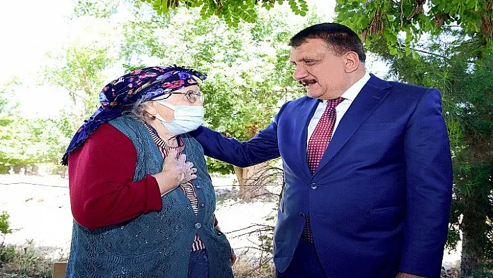Konaktepe de Başkan Gürkan'a Coşkulu Karşılama