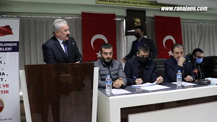 Mahrukatçılar Esnaf Odası'nın genel kurulunda Orhan Özbek güven tazeledi