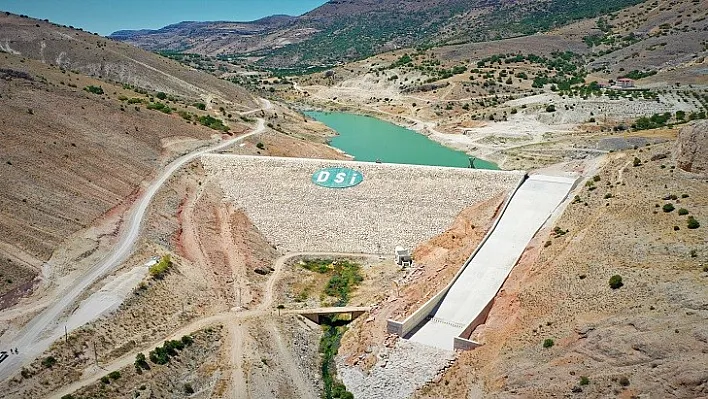 Malatya Akçadağ Taşevler Barajı Sulaması İnşaatı Çalışmaları Devam Ediyor.