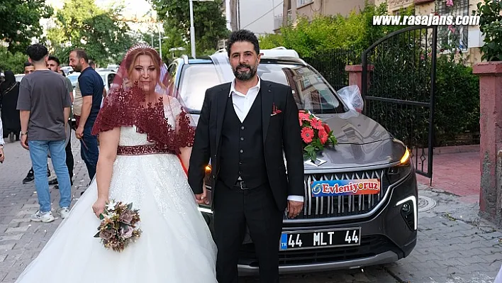 Malatya Büyükşehir Belediyesinin Makam Aracı TOGG,  Gelin Arabası Oldu