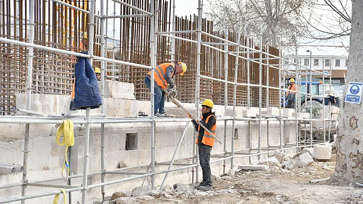 Malatya'da Yeni Camii ve Söğütlü Camii İbadete Açılmaya Hazırlanıyor