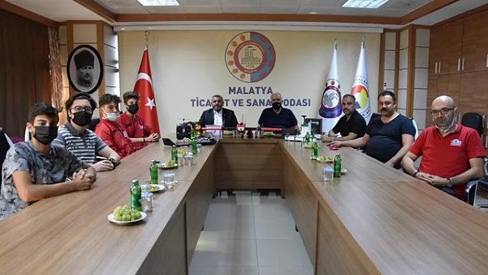 Malatya TSO, 2021 Teknofest finalinde yarışacak Ebabil ve Aktolgalı ekibine sponsor oldu