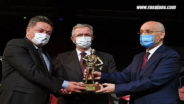 Mansur Yavaş'a 13 Ekim'de Anlamlı Ödül