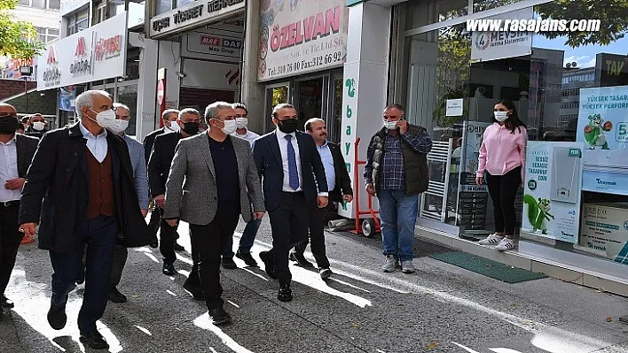 Mansur Yavaş'tan Rüzgarlı Caddesi Esnafına Ziyaret