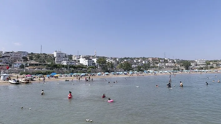 Mersin Plajları Bayramda Cıvıl Cıvıldı