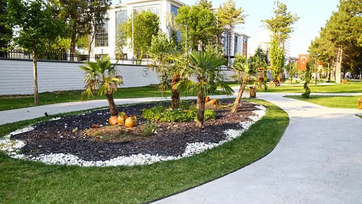 Murat Atlı Parkı, Vatandaşlar Tarafından Yoğun İlgi Görüyor