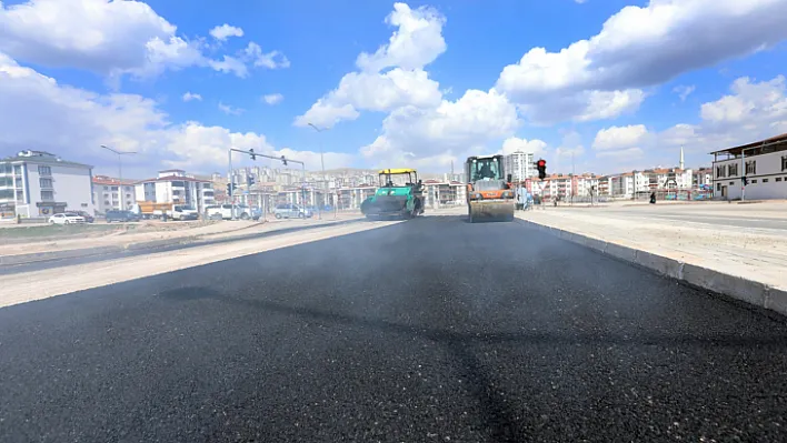 Org. Eşref Bitlis Caddesi Yenileniyor