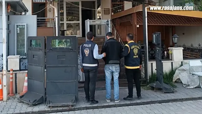Oto Faresi Yakayı Ele Verdi