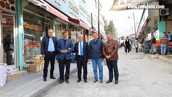 Prestij Sokaktaki Çalışmalara Esnaf Teşekkürü
