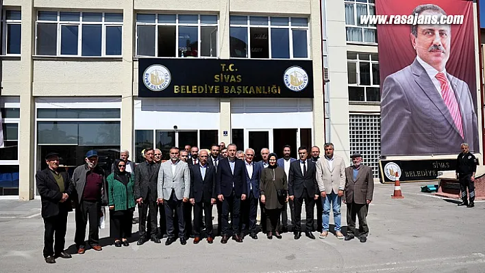 Sivas Belediyesi'nin Girişine T.C. İbaresi Eklendi.