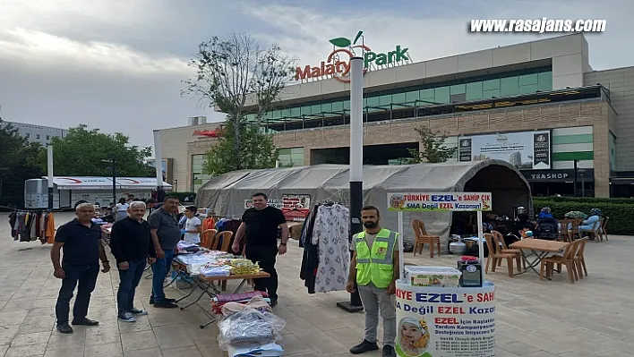 SMA Hastası Ezel Bebek'e Yardım için Malatya Park AVM Önünde Kermes