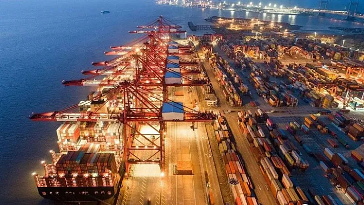 Standard & Poor's: Çin ekonomisinin yüzde 8,3 büyümesi bekleniyor