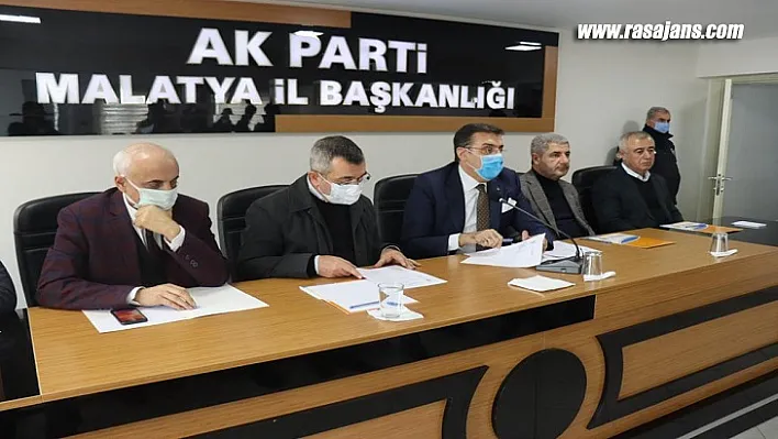 Tüfenkci, Halk Günü programında vatandaşlarını talepleri dinledi