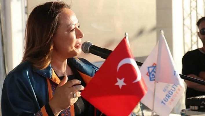 Turgut Özal Üniversitesinde 3. Mezuniyet Töreni yapıldı