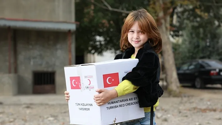 Türk Kızılay Azerbaycan ordusuyla birlikte Karabağ'a girdi