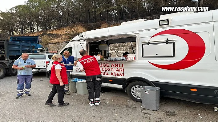 Türk Kızılay'dan Yangın Bölgelerine Acil Beslenme Destekleri