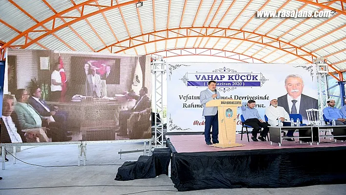 Vahap Küçük Dualarla Anıldı