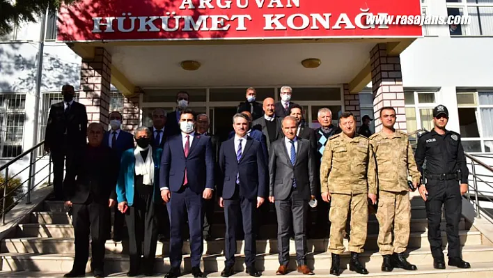 Vali Baruş Arguvan'da İncelemelerde Bulundu