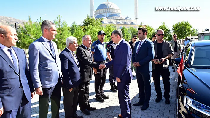 Vali Hulusi Şahin'den Kale İlçesine Ziyaret.