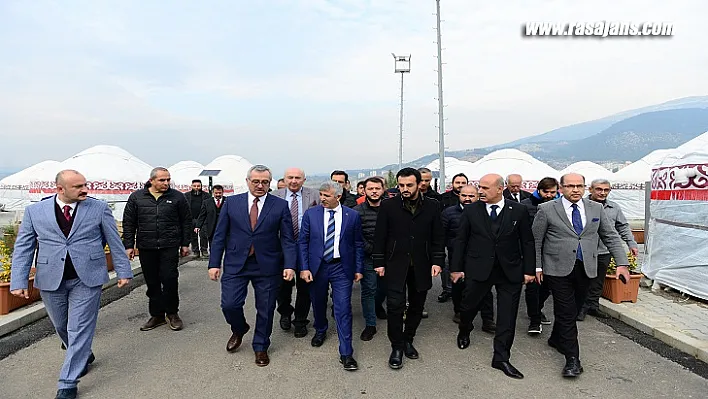 Vali Ünlüer Ve Başkan Güngör KSÜ'de Ziyaret Ve İncelemelerde Bulundu