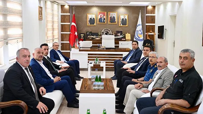 Vali Yavuz'dan Kuluncak'a Çıkartma Her Detayı Yerinde İnceledi!