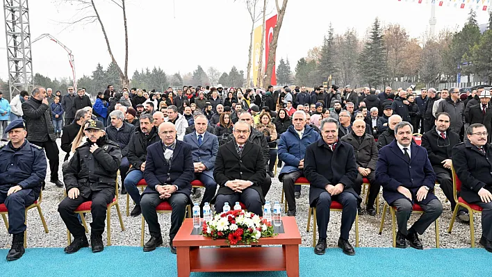 Vali Yavuz Malatya'nın Yaraları Sarmak İçin Büyük Seferberlik Başlattık