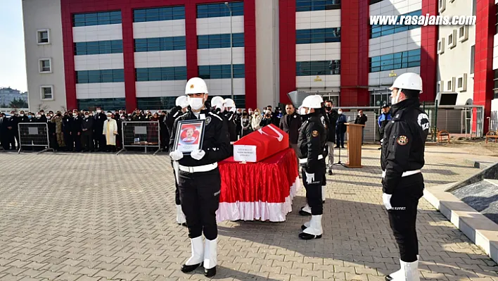 Vefat Eden Polis Memuru İçin Tören Düzenlendi