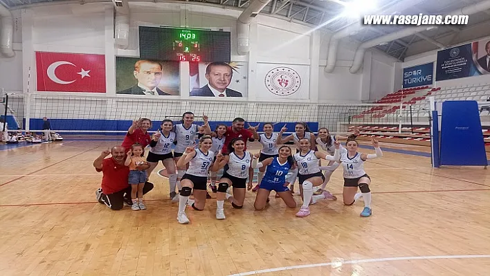 Voleybol Bayanlar Ligin'de Malatya'nın Prensesleri 3-0 Galip....