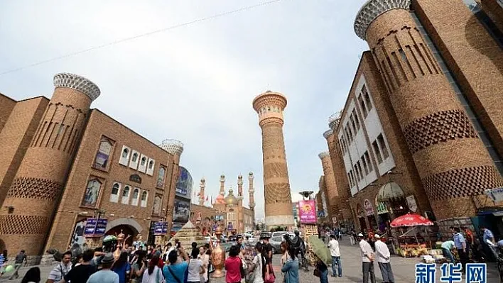 Xinjiang'da ilk 7 ayda turist sayısı 120 milyonu aştı