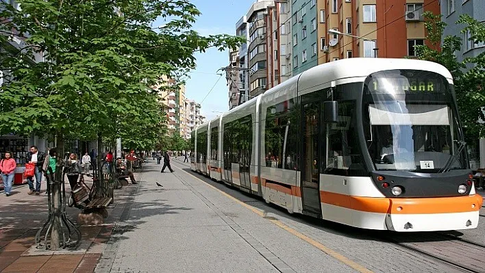 Yasaklarla Birlikte Toplu Taşıma Da Yeniden Düzenlemeye Gidildi