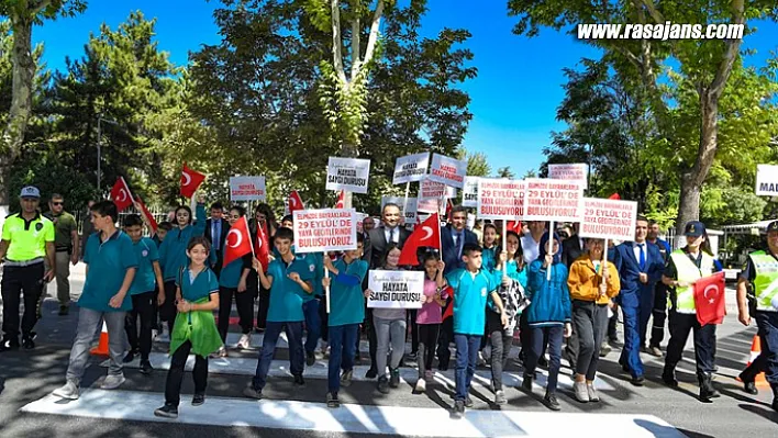 Yayalara Öncelik Duruşu, Hayata Saygı Duruşu Etkinliği Gerçekleştirildi