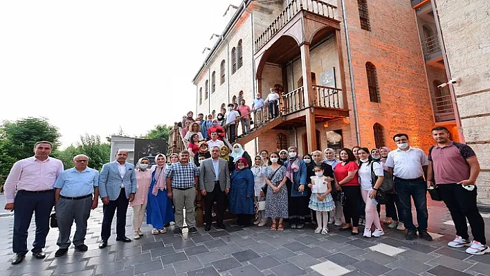 Yeni Güzel Adamların Akademisi Yaz Dönemini Tamamladı