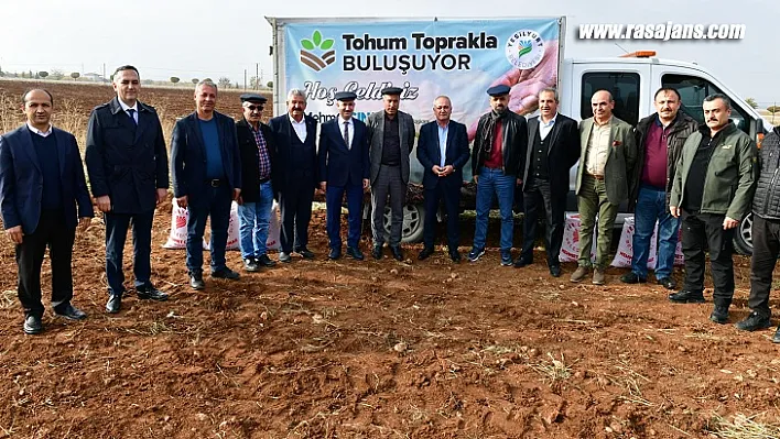 Yeşilyurt Belediyesi'nden Tarımsal Yatırımlara Destek