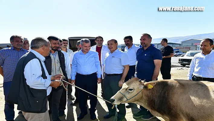 Yeşilyurt'ta 31 Noktada Kurban Satış Ve Kesim Hizmeti Verilecek