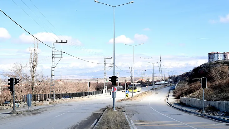 Trafikte Yaşanan Sorunlara Neşter