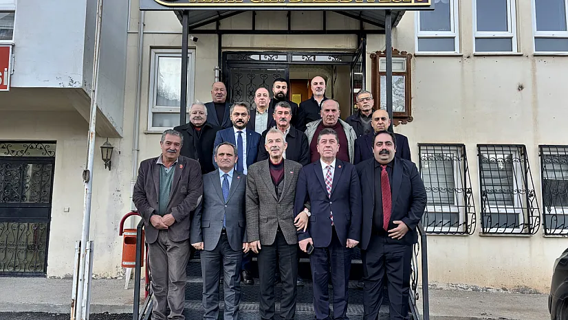 CHP Bilecik Milletvekili Yaşar Tüzün Ve Chp Heyeti Arapgir Belediyesi'ni Ziyaret Etti