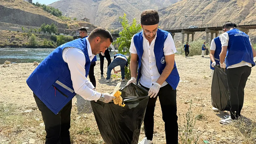 Elazığ Belediyesi Gençlik Meclisi'nden Sosyal Sorumluluk Çalışmaları