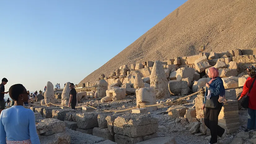 Nemrut'ta gün batımıyla gelen kültür şöleni
