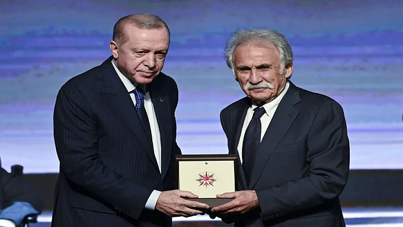 Prof. Dr. Fahri Işık'a Cumhurbaşkanlığı'ndan Büyük Ödül