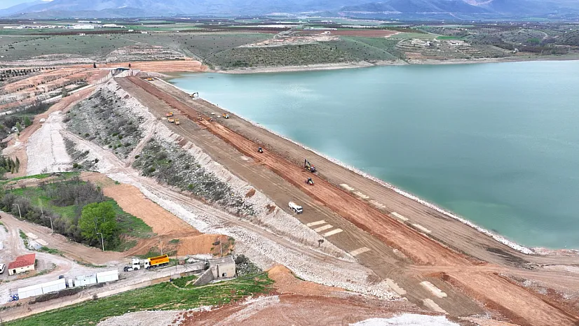 Sultansuyu Barajı'nda Toprakla Zamana Karşı Yarış