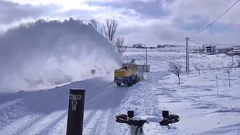 66 Mahallede 1527 Kilometre Yolu Ulaşıma Açtı