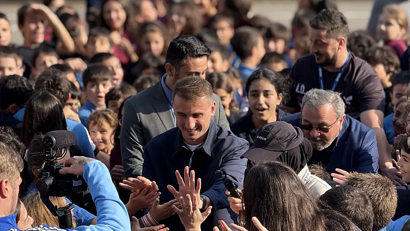 Fenerbahçeli Milli Yıldız Kerem Aktürkoğlu Öğrencilerle Buluştu