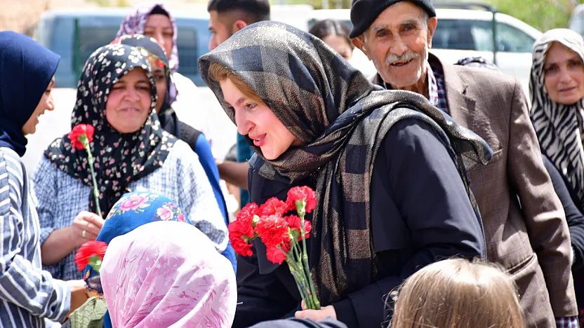 Milletvekili Ölmeztoprak Anne Ayakta Kalırsa Millet Sağlam Kalır