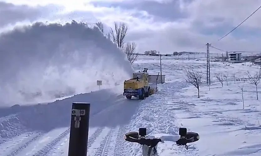 66 Mahallede 1527 Kilometre Yolu Ulaşıma Açtı