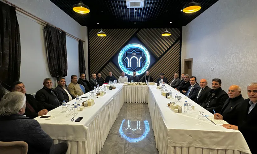 Başkan Taşkın'dan Muhtarlarla İstişare Toplantısı