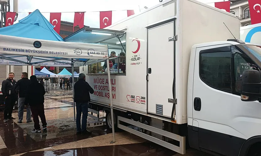 Türk Kızılay Sındırgı Depremi Sonrası Harekete Geçti