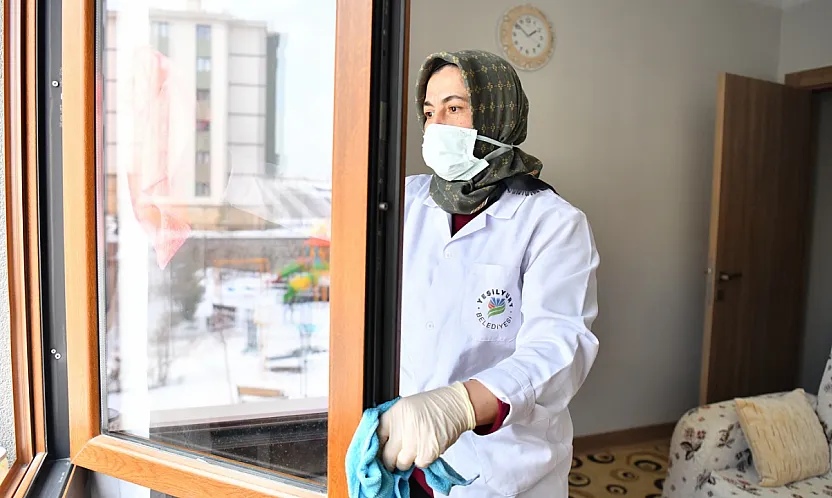 Yeşilyurt'ta Büyükler 'Baştâcı' Olmaya Devam Ediyor